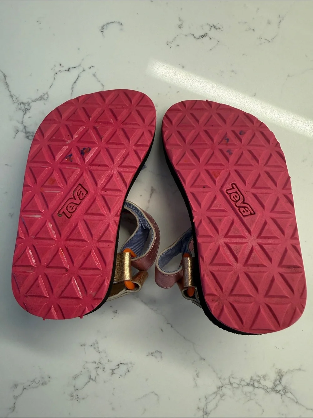 Toddler girl Metallic Pink and Blue Teva Sandals size 8
